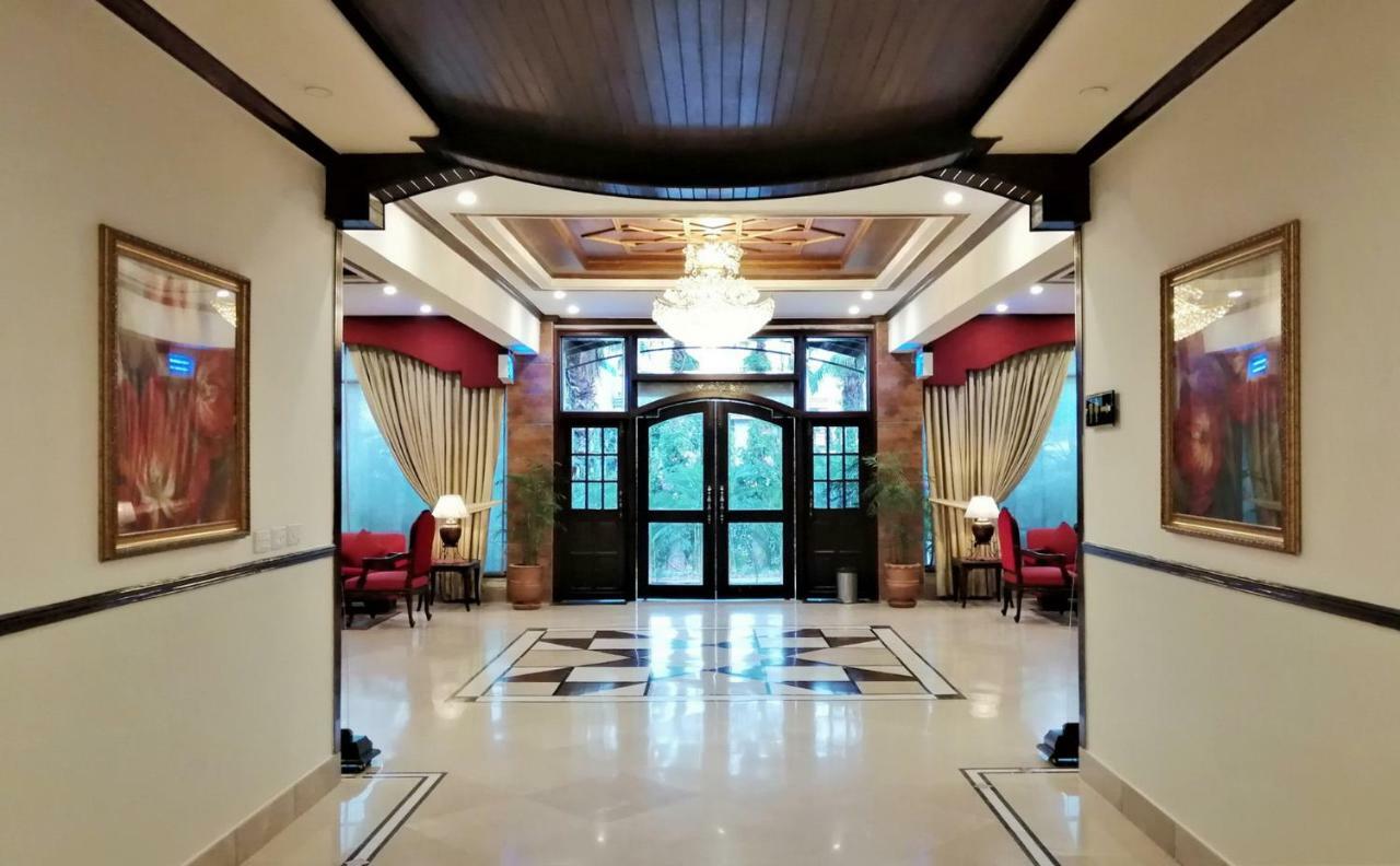 Islamabad Regalia Hotel Экстерьер фото