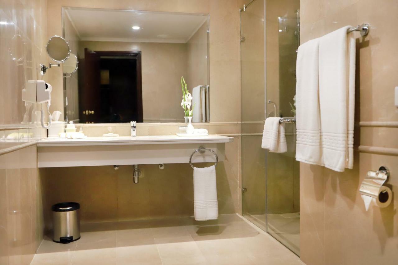Islamabad Regalia Hotel Экстерьер фото