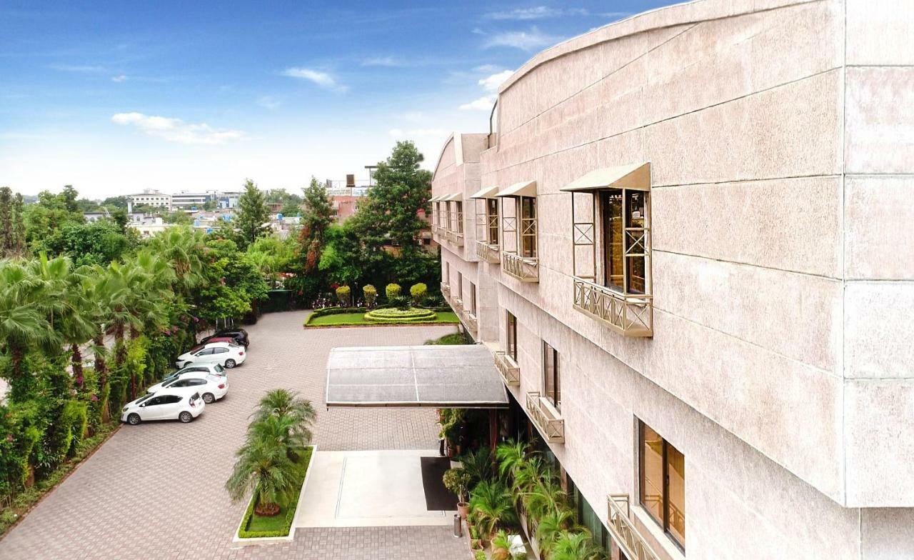 Islamabad Regalia Hotel Экстерьер фото