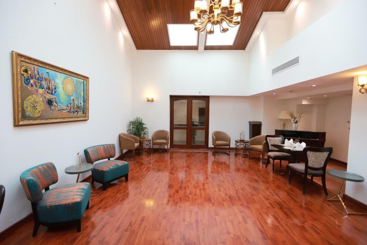 Islamabad Regalia Hotel Экстерьер фото